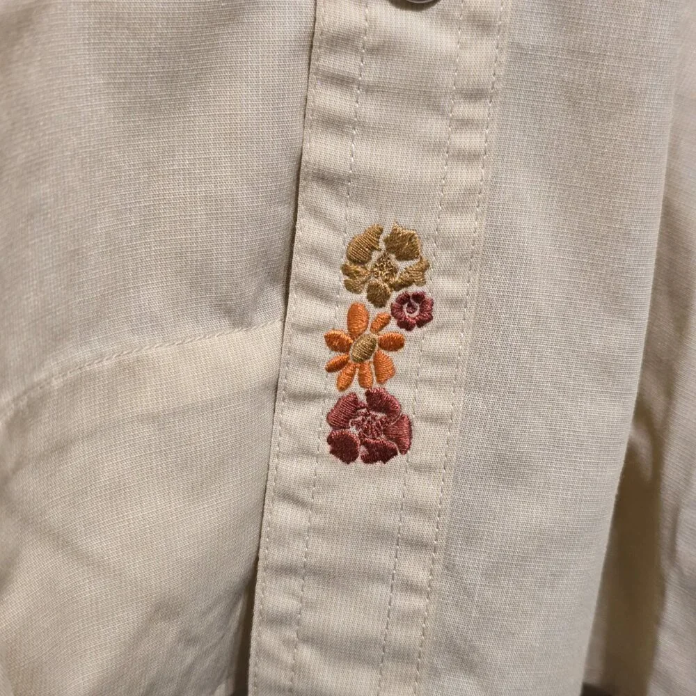 Howler Bros - Gaucho Snapshirt - Ring Around the Rooster (L) - Picture 5 of 6